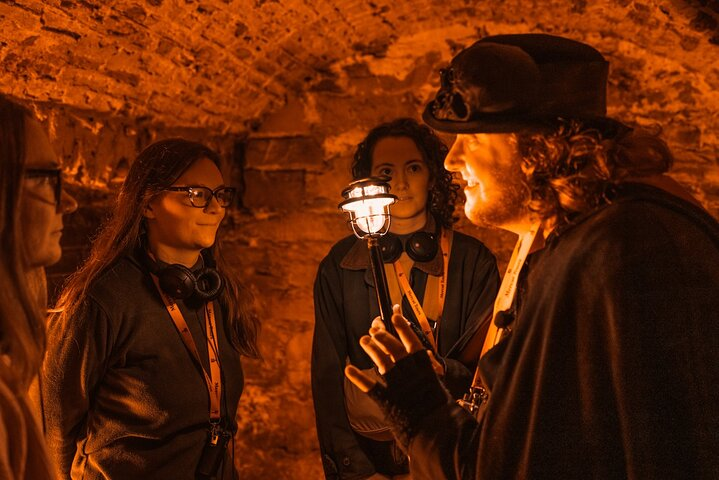 Small Group Ghost Tour incl. Underground Vaults & free drink in Megget's Cellar - Photo 1 of 6